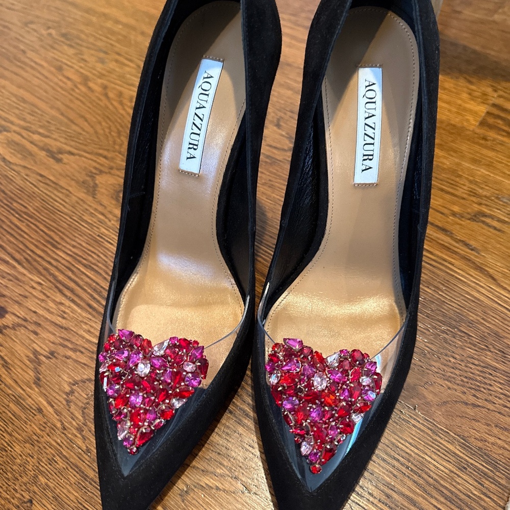 Aquazzura black suede heart jeweled pumps  new 41